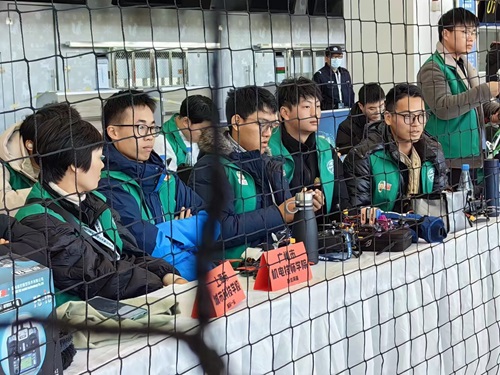 热烈祝贺珠海市南方爱迪技工学校学子荣获2023世界机器人大赛总决赛无人机技能赛项冠、亚军-电商科技网