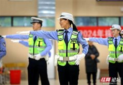 当交警遇上“多巴胺”色……株洲这个派对